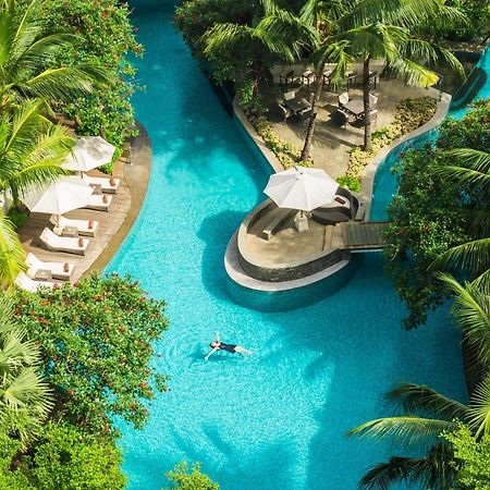Doubletree By Hilton Jakarta - Diponegoro Exterior photo The pool at the Shangri-La Hotel, Kuala Lumpur