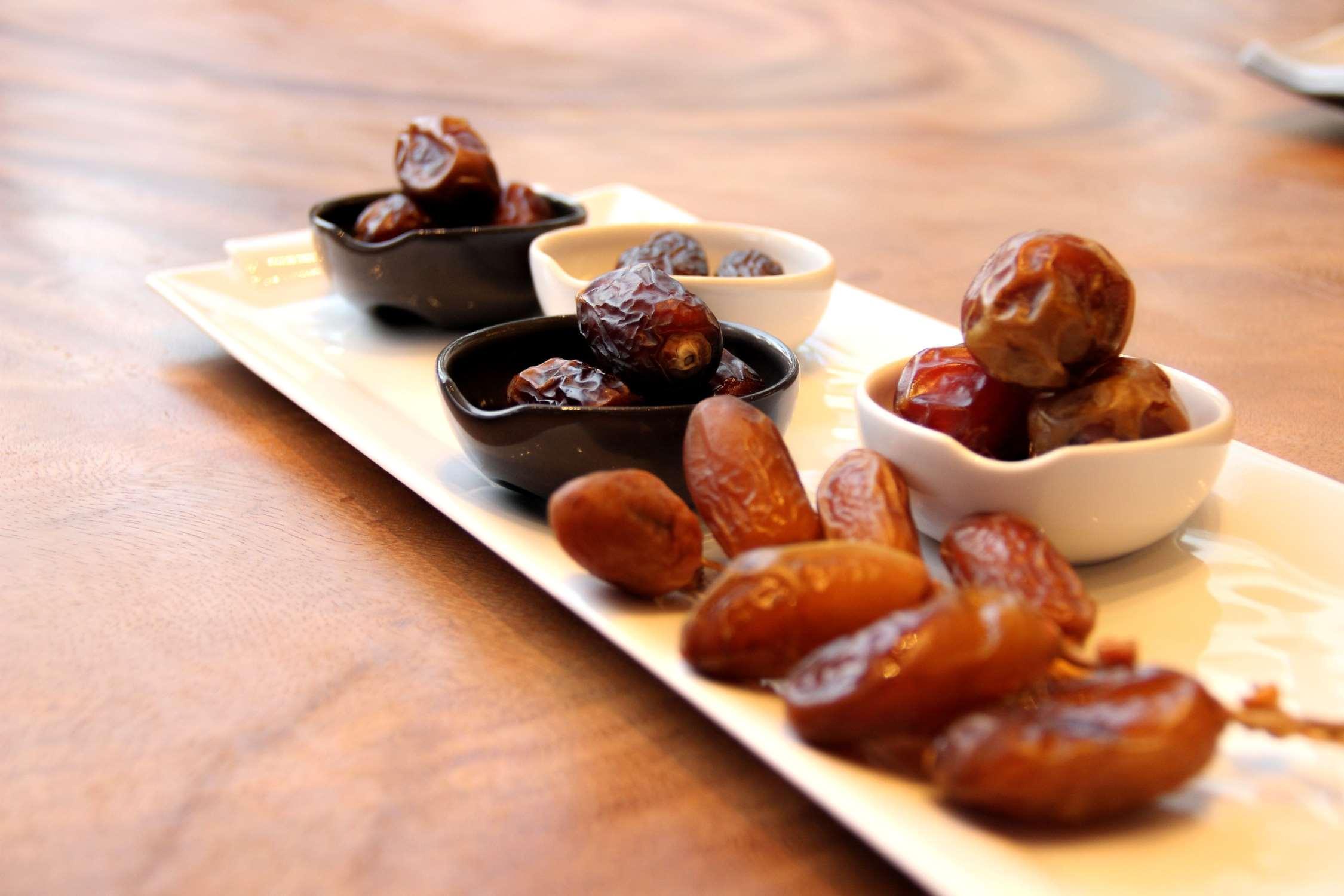 Doubletree By Hilton Jakarta - Diponegoro Exterior photo Dried dates